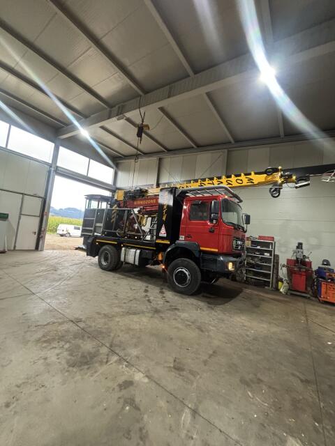 Mounty 2500 mit Woody W52