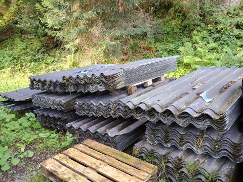 Welleternit Platten abzugeben (Asbestfrei)
