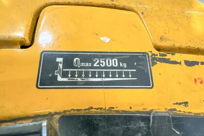 Elektro-Niederhubwagen Jungheinrich ECE225 Stapler
