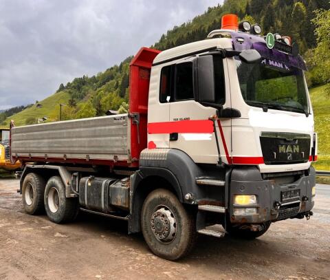 Kaufe alle LKWs Actros MAN Kipper Kran Mischer