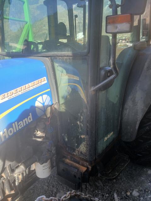 Traktor New Holland 4030