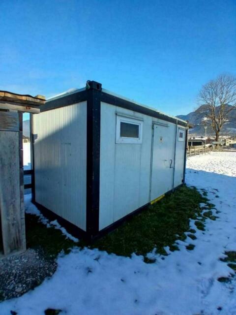 Toilettencontainer