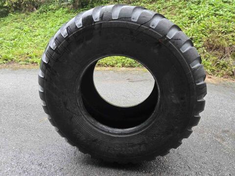 Verkaufe Reifen 550/60R22.5