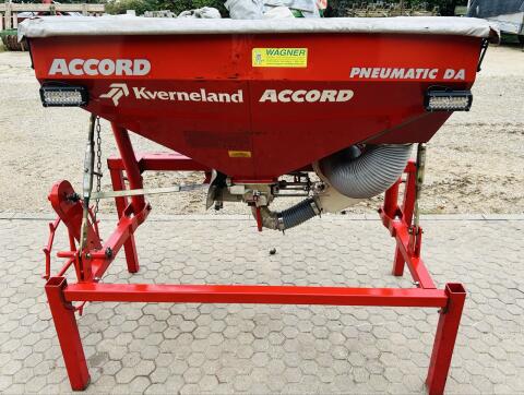 Kverneland Accord Fronttank (DF1, DF2, Sämaschine, Drille)