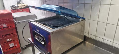 Vakuumgerät ORVED VM 53 mit leistungsstarker Vakuumpumpe