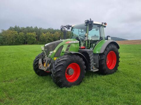 Fendt 718 Vario ProfiPlus Traktor