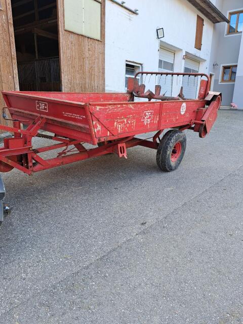 Miststreuer JF AV 25