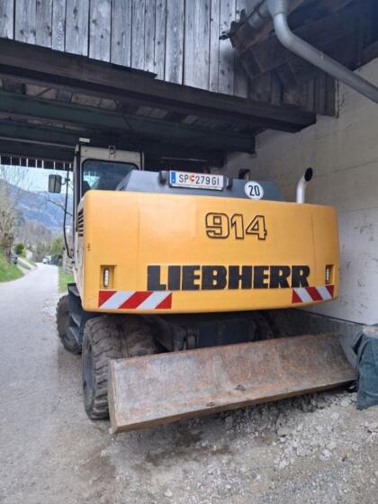 Liebherr Radbagger 914