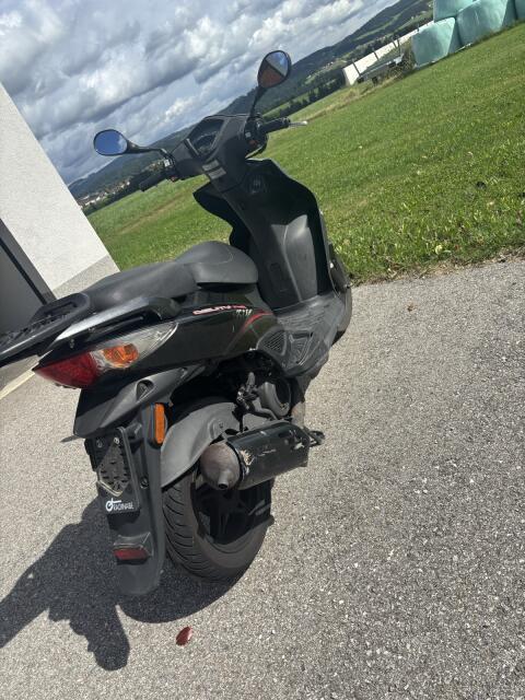Kymco Agility RS Roller