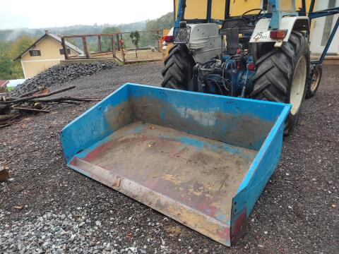 Ford 5600