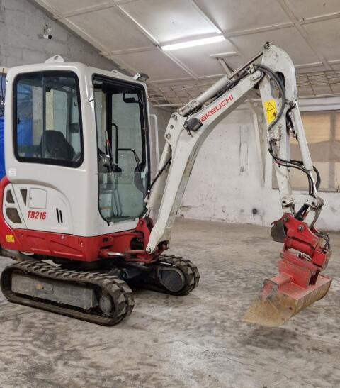 Takeuchi TB216, 1.300 Betriebsstunden, Privat