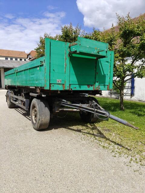 Schwarzmüller Anhänger