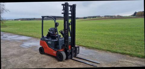 Stapler Toyota Triago48 20 Toyota 8FBMK20T Bj. 2023 Neuwertig