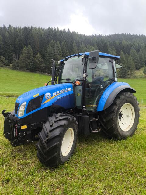 Verkaufe New Holland T4.105