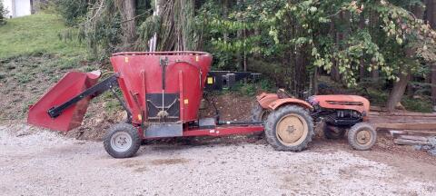 AzB Agrartec Futtermischer