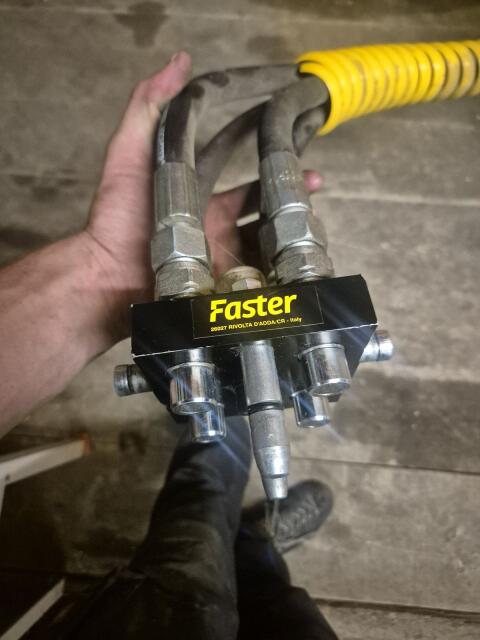 Faster Schnellkuppler