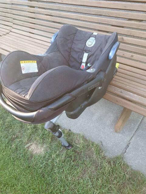Maxi Cosi + Isofix Station