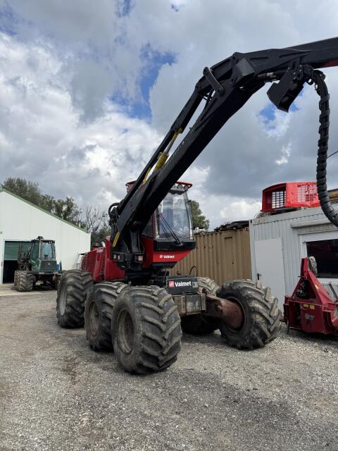 Valmet 911.4 Harvester