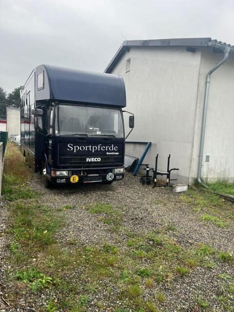 Pferde Lkw mit Wohnkabine
