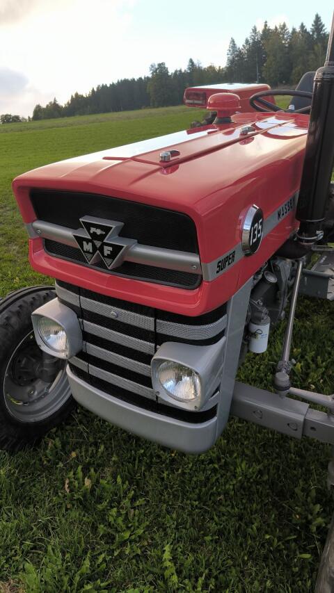 Massey Ferguson 135 MF 135 Super