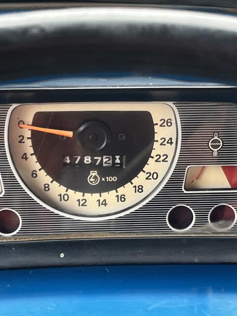 Ford 3910 mit Frontlader