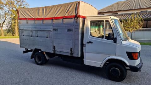 Tiertransporter Mercedes Benz 409D