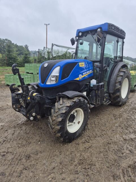 New Holland T4.90N