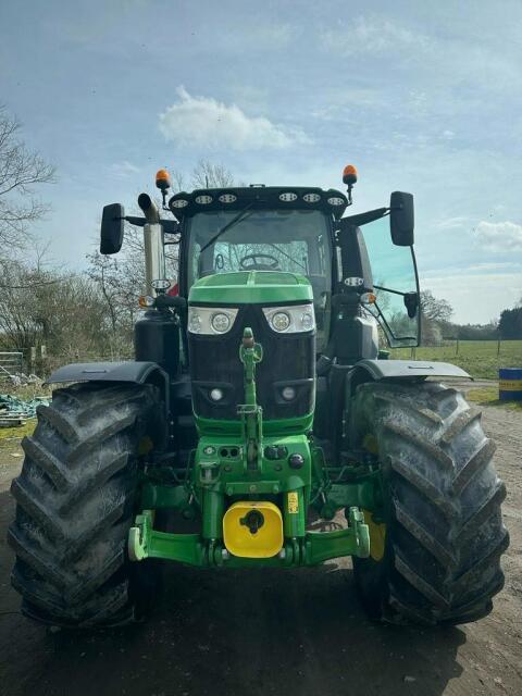 John Deere 6250R