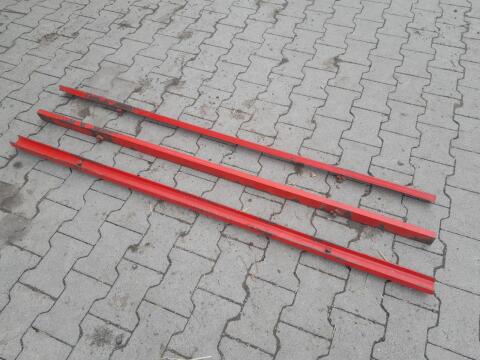 Kratzbodenschienen