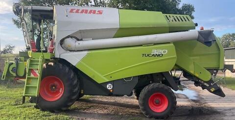 Claas Tucano 320