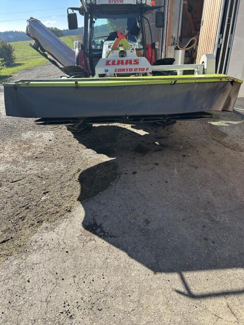 Frontmähwerk Claas Corto 270