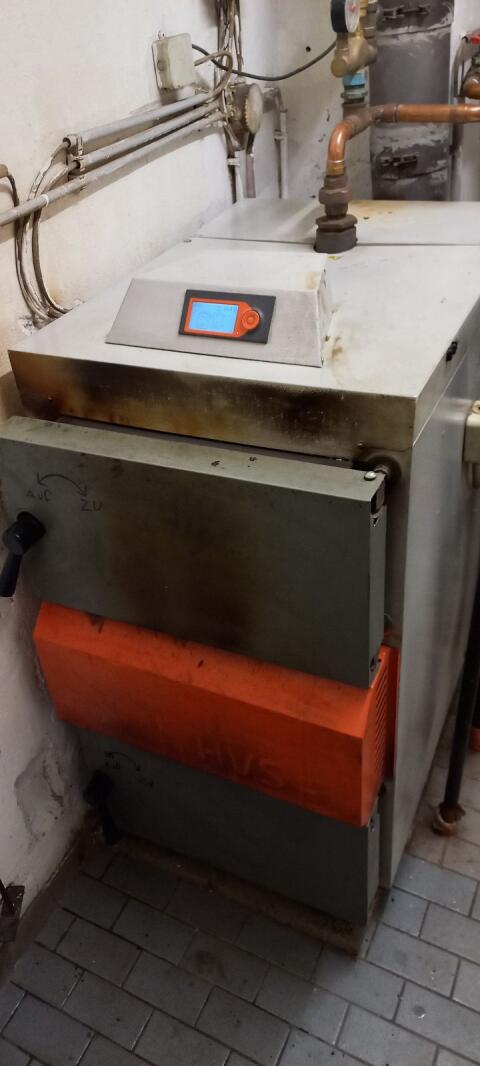 Holzvergaser Kessel Solarbayer HSV 25E
