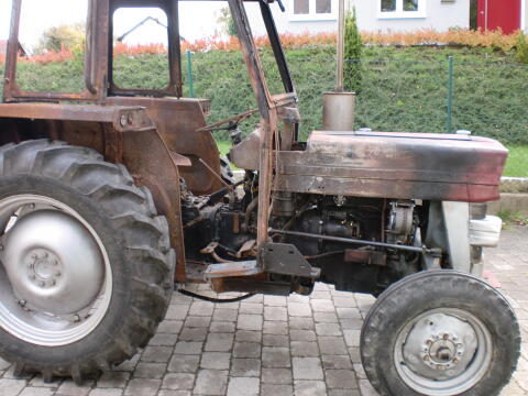 MF 135 Traktor