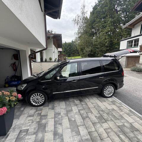 Ford Galaxy Titanium