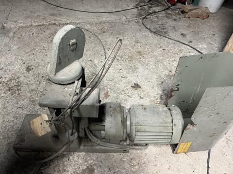 Schrappermotor mit Seilzug