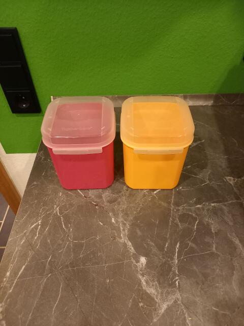 2 Tupperware Dosen 1.4 Liter