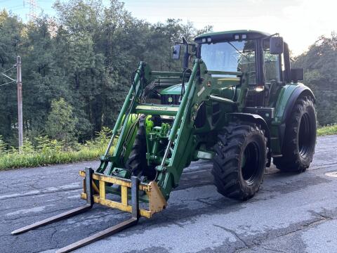 John Deere 6130 Traktor