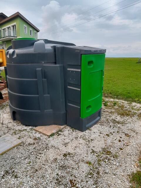 Tankstelle 3.000 l - NEU