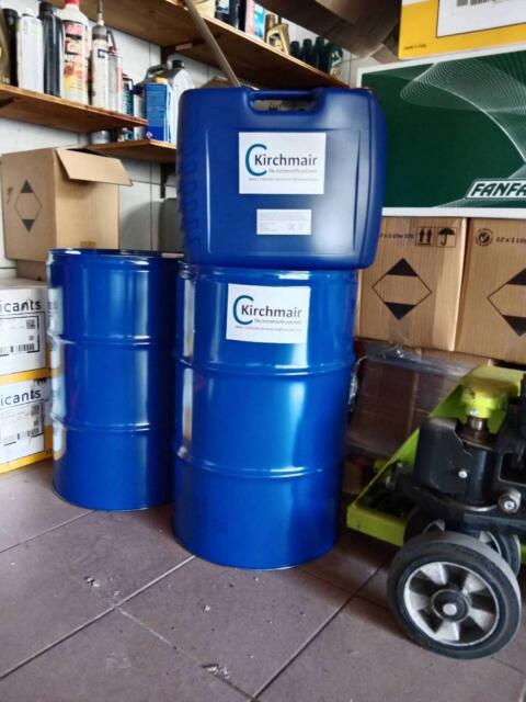 60 l Fass Sägekettenöl, 25 l Scheibenfrostschutz gratis