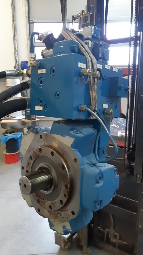 Hydraulikmotor, Ventile und Block Calzoni MR700