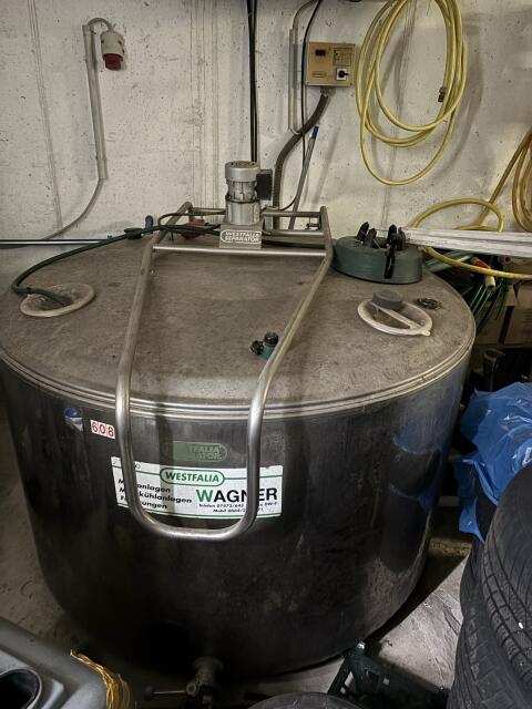 Verkaufe Westfalia 1.200 l Milchkühlwanne mit Aggregat