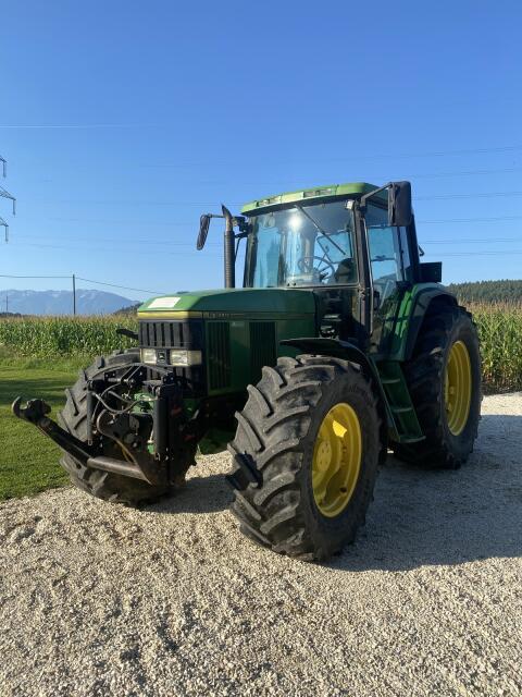 John Deere 6800