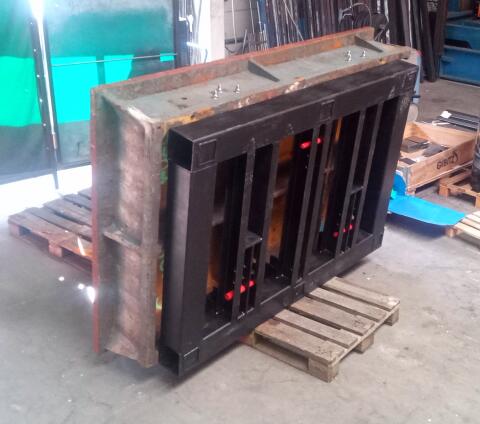Maisschild Schiebeschild Ballast zum Silowalzen