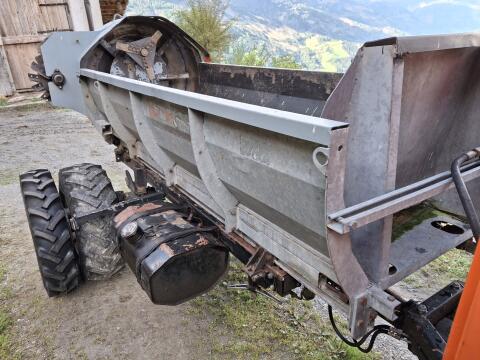 Verkaufe Gafner Seitenstreuer 1800H