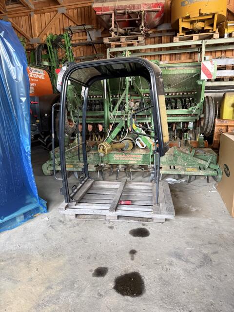 Cat/Neuson Kabine