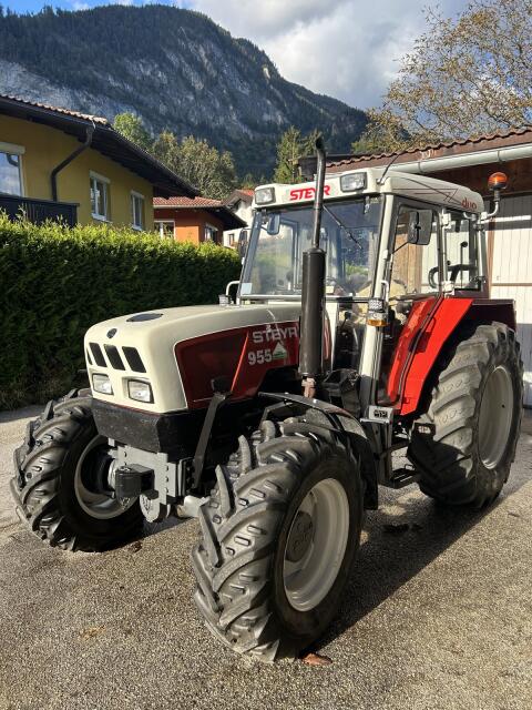 Steyr 955 mit Hauer Frontlader