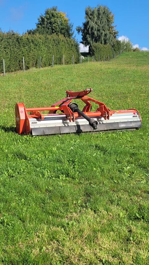 Kuhn Front- und Heckmulcher BPR 280