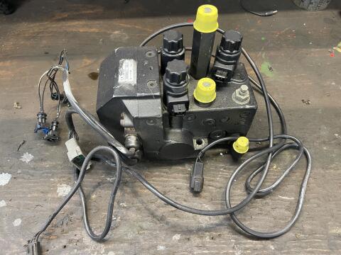 Landini/McCormick Front Suspension Unit
