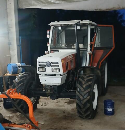 Traktor Steyr 8075 Allrad