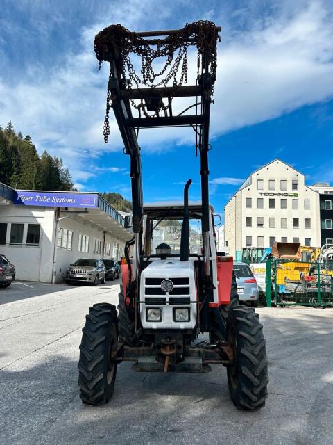 Steyr 8080 mit Frontlader